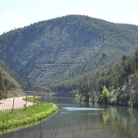 Hotel Rural Solar Das Freiras Figueiro Dos Vinhos Bagian luar foto