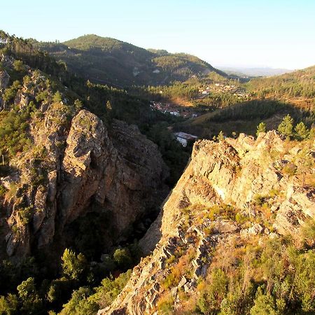 Hotel Rural Solar Das Freiras Figueiro Dos Vinhos Bagian luar foto